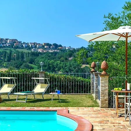 别墅 La Girolima 6&2 By Marche *